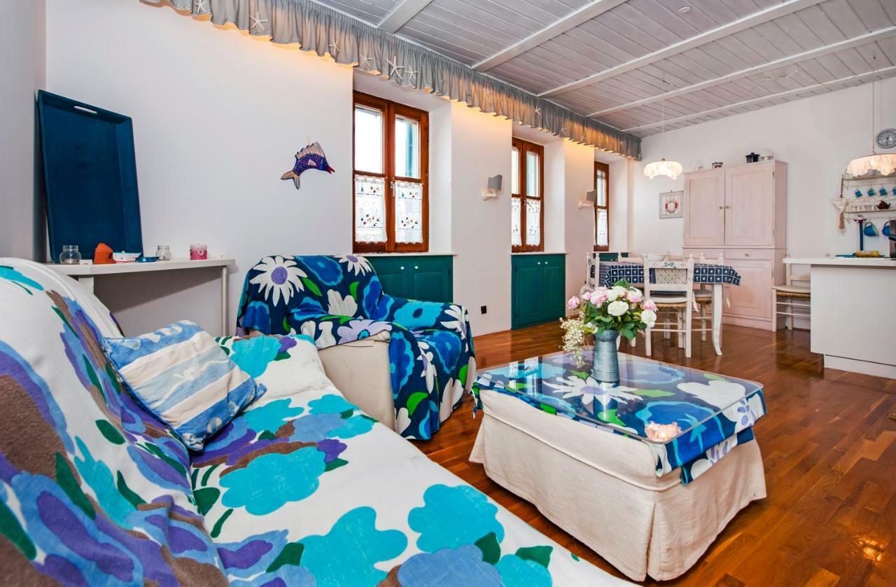 Riva Blu Sea View Apartment Rovinj Exteriör bild